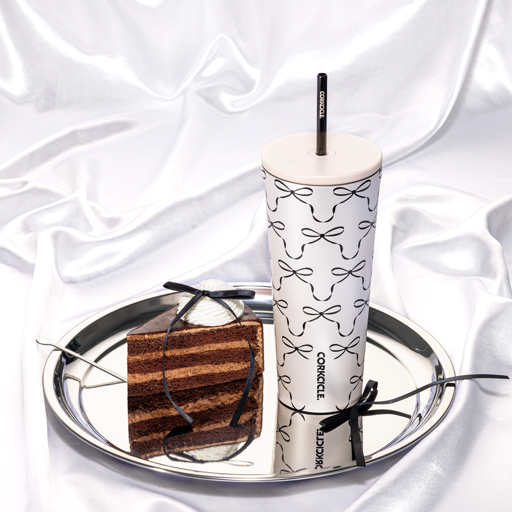 cold-cup-g0 2a98a7269432--2224PBBC-lifestyle.png