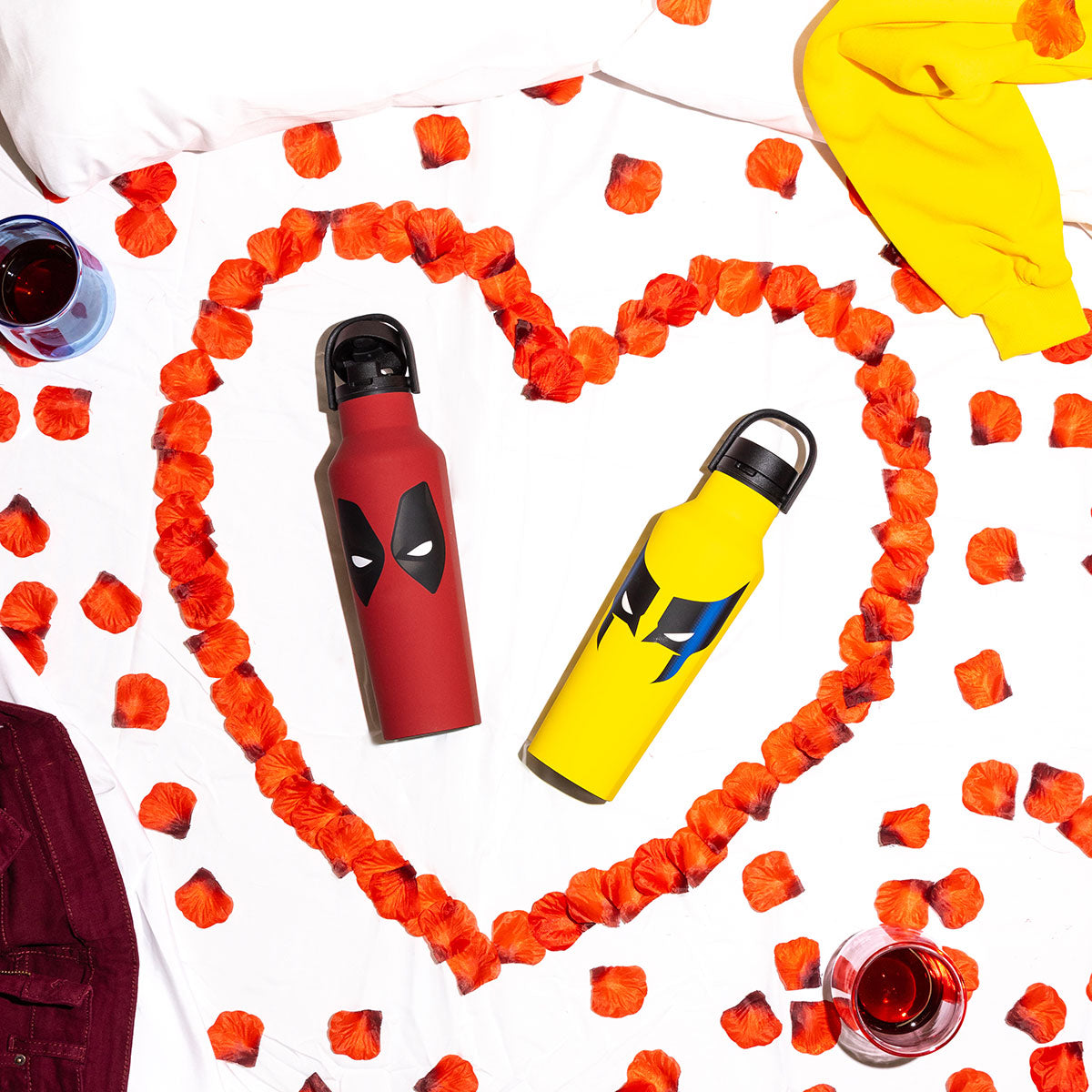 deadpool-and-wolverine-drinkware-q2 a7afce7e71cf--DeadpoolWolverine-PDPLifestyle2.jpg